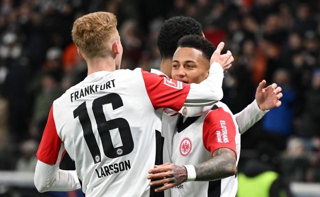 关于“德甲领先队伍迎来强硬对手,厮杀进入关键阶段”的信息 关于“德甲领先队伍迎来强硬对手,厮杀进入关键阶段”的信息