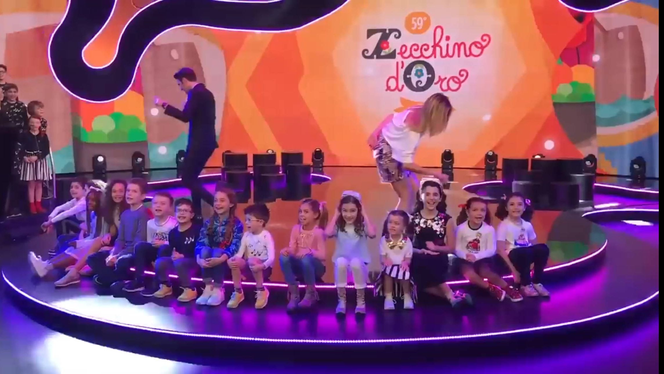 开云体育-&quot;在线互动：粉丝参与投票选出赛场最佳瞬间&quot;的简单介绍