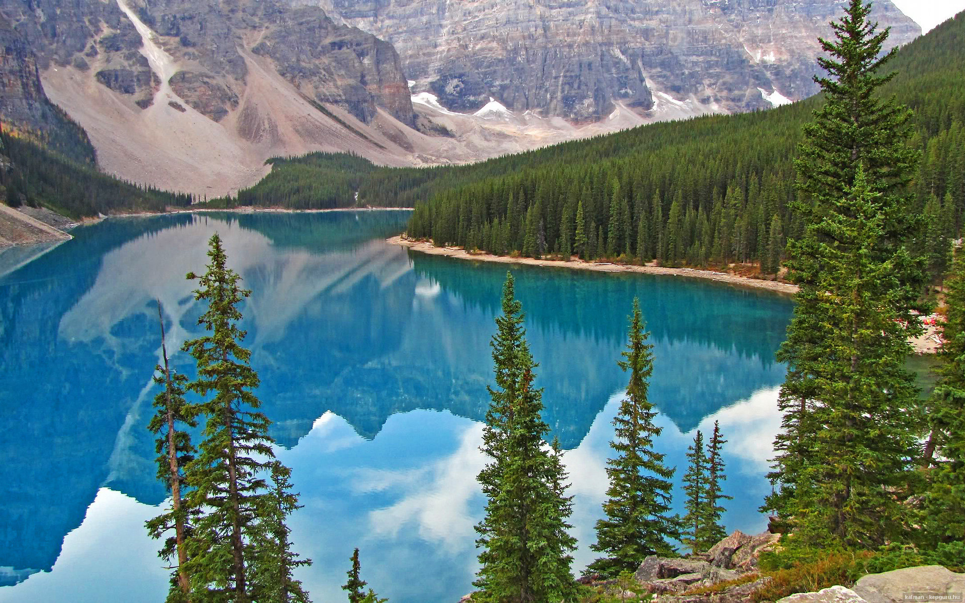 开云·体育官网APP下载-“英超迎来收官大戏，争冠局势备受关注”，英超总结