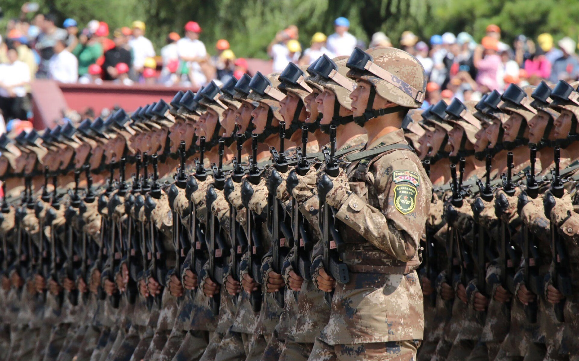 格列兹曼宣布退出国家队,结束10年生涯,格列兹曼回应